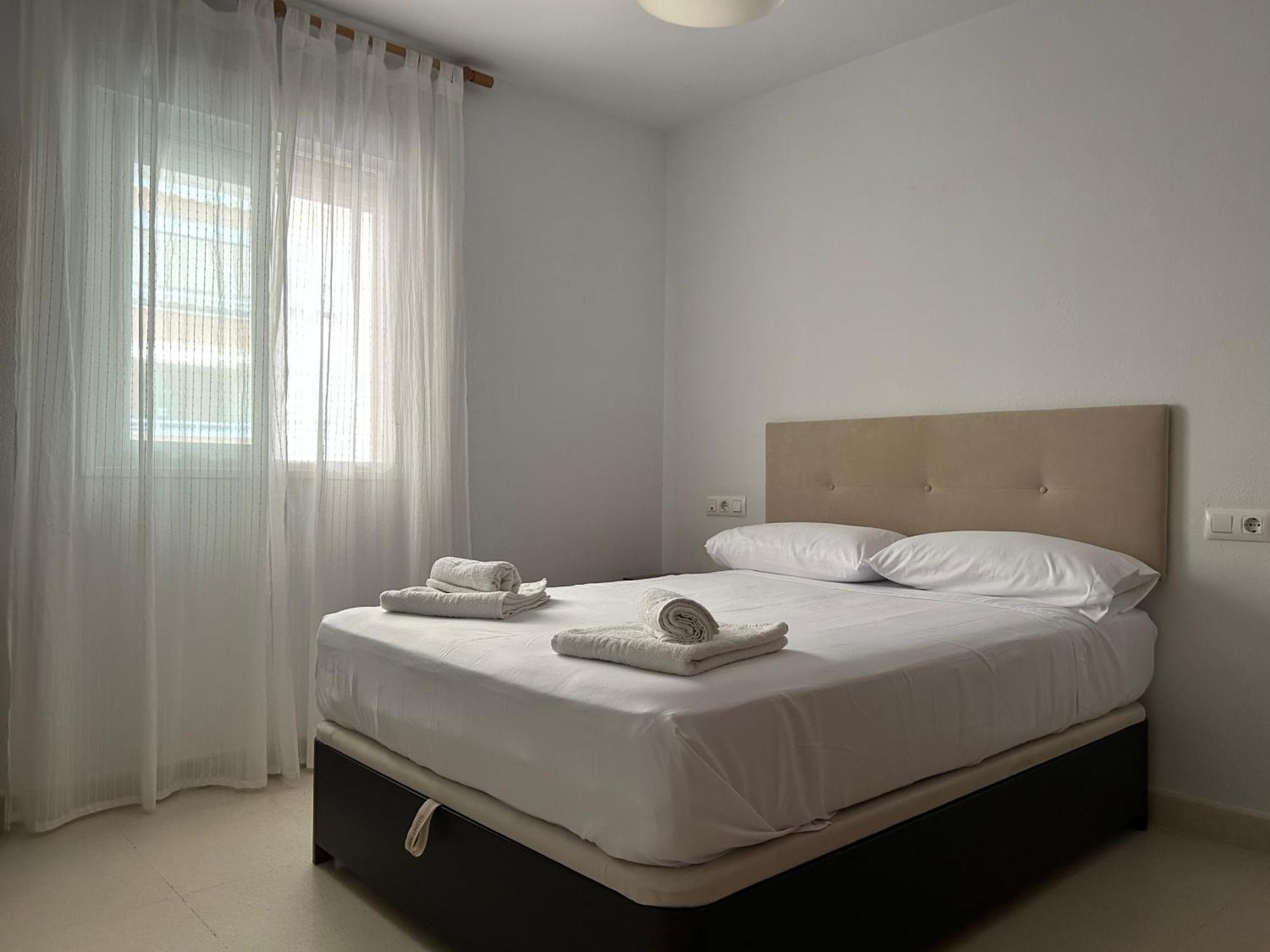 Garden Teatinos, Apartamento Con Piscina Y Ac Malaga Exterior photo